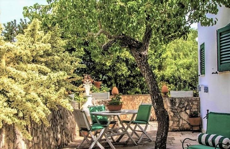Trulli Fogliarella Guest House Ostuni Eksteriør bilde