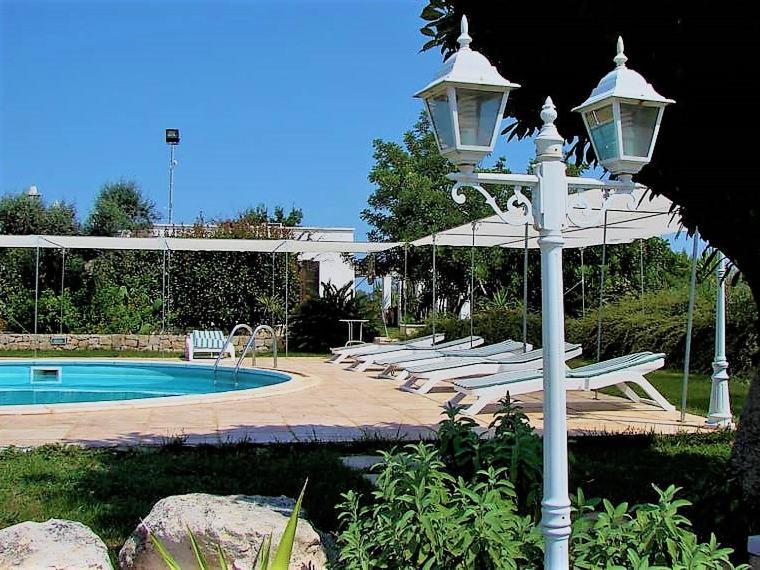 Trulli Fogliarella Guest House Ostuni Eksteriør bilde