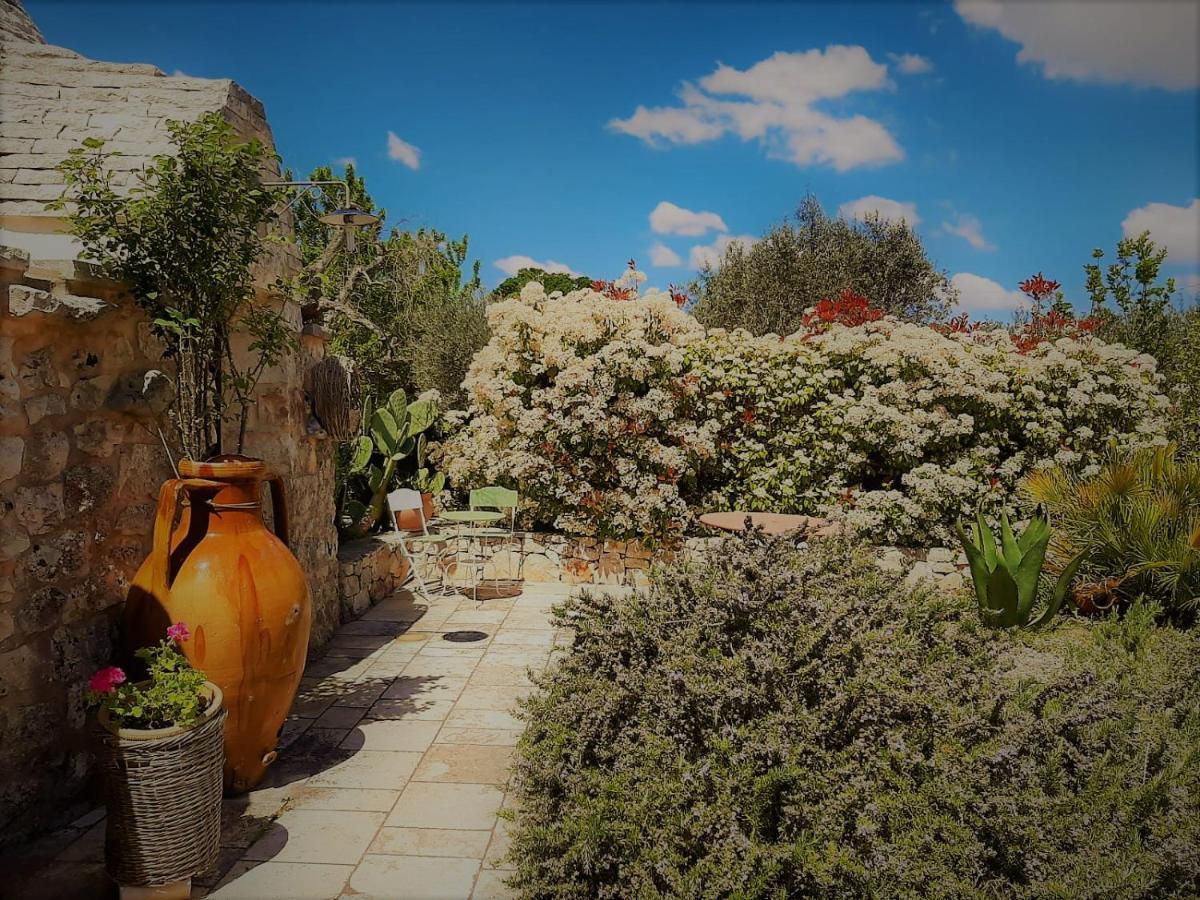 Trulli Fogliarella Guest House Ostuni Eksteriør bilde