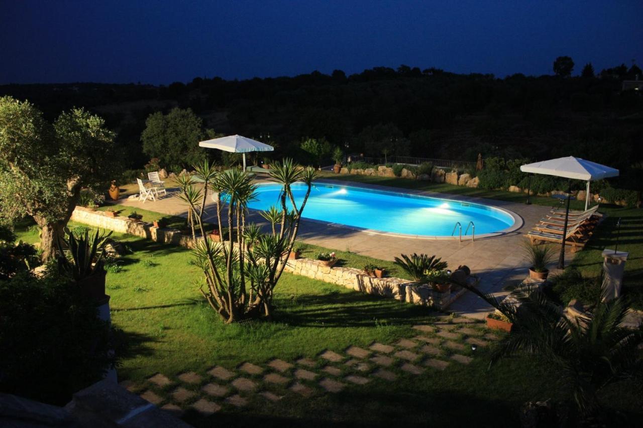 Trulli Fogliarella Guest House Ostuni Eksteriør bilde