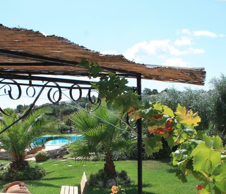Trulli Fogliarella Guest House Ostuni Eksteriør bilde