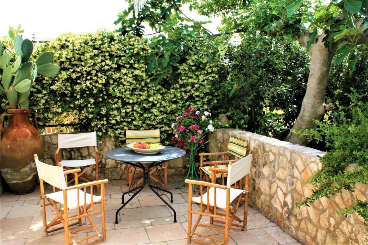 Trulli Fogliarella Guest House Ostuni Eksteriør bilde